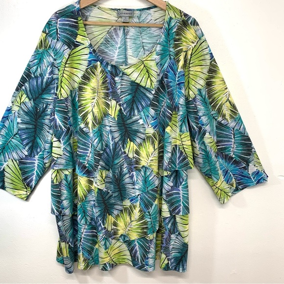 Catherines Top Woman 3X Scoop Neck  Tiered Stretch Blue Printed‎ Stretch 3/4 Slv - Picture 1 of 8